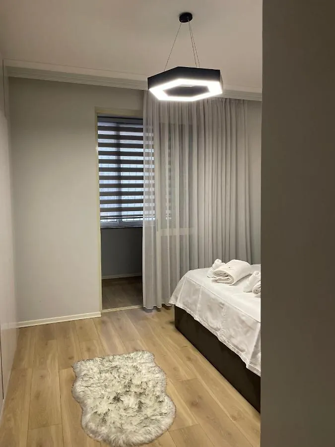 Apartment City Rest Bllok Tirana